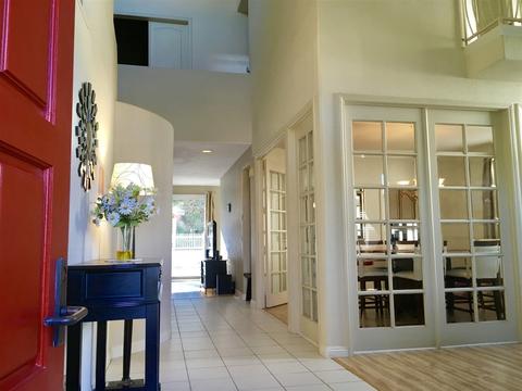 4915 Alameda Dr, Oceanside, CA 92056 photo 2