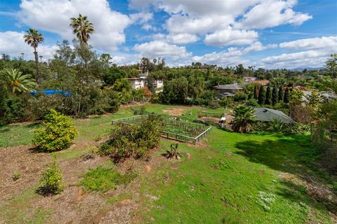 4327 Nabal Dr, La Mesa, CA 91941 photo 24