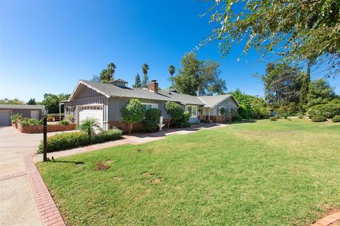 1730 Summit Dr, Escondido, CA 92027 photo 3