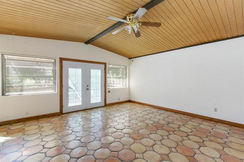1730 Summit Dr, Escondido, CA 92027 photo 12