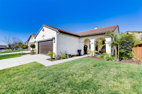 2496 Eagle Valley Dr, Chula Vista, CA 91914 photo 2