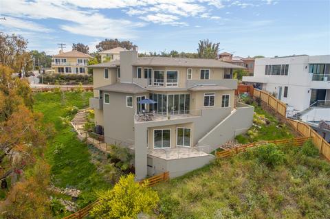 2425 Jefferson St, Carlsbad, CA 92008 photo 1