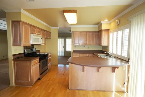 1787 Jasmine St, El Cajon, CA 92021 photo 4