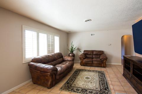 231 Meadow Crest Dr, El Cajon, CA 92020 photo 3