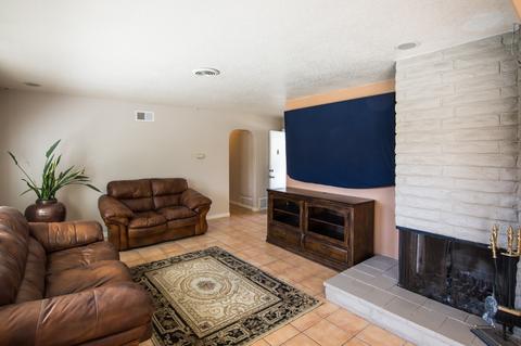 231 Meadow Crest Dr, El Cajon, CA 92020 photo 2