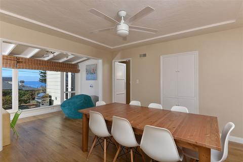 6216 Avenida Cresta, La Jolla, CA 92037 photo 8