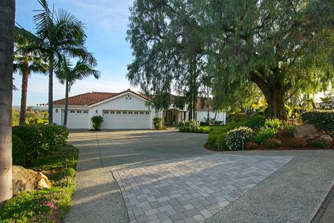 295 Royal Crest Ct, Escondido, CA 92025 photo 1