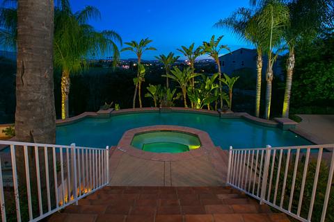 295 Royal Crest Ct, Escondido, CA 92025 photo 6