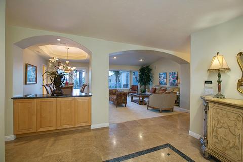 295 Royal Crest Ct, Escondido, CA 92025 photo 2