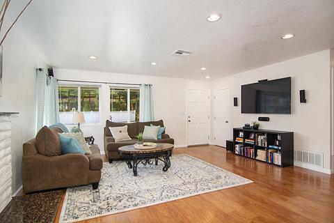 5765 Lambda Ln, La Mesa, CA 91942 photo 3