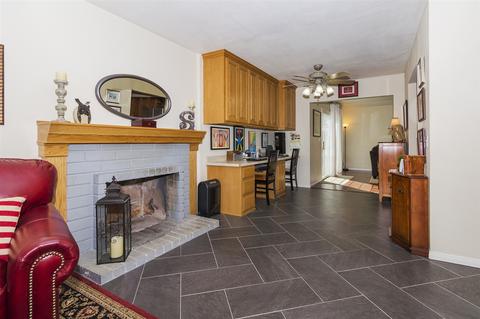 10275 Princess Marcie Dr, Santee, CA 92071 photo 3