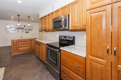 10275 Princess Marcie Dr, Santee, CA 92071 photo 5