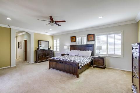 2470 Pine Valley Gln, Escondido, CA 92026 photo 9