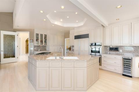 2417 Haas St, Escondido, CA 92025 photo 3