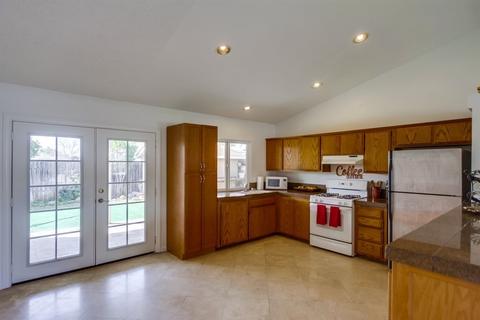 10725 Greencastle St, Santee, CA 92071 photo 12