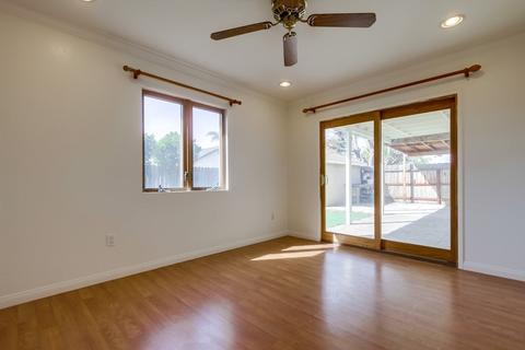 10725 Greencastle St, Santee, CA 92071 photo 3