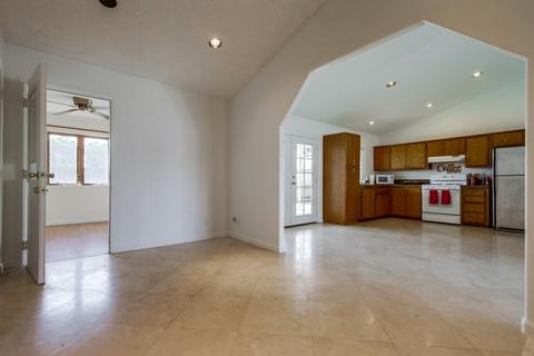 10725 Greencastle St, Santee, CA 92071 photo 8