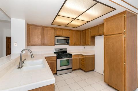 10168 W Glendon Cir, Santee, CA 92071 photo 8