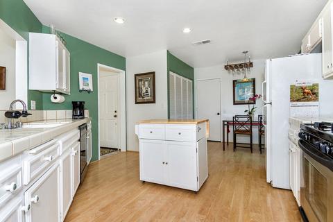 4467 Bermuda Dunes Pl, Oceanside, CA 92057 photo 9