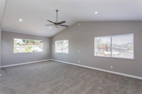 1421 Jeffrey Pl, Escondido, CA 92027 photo 19