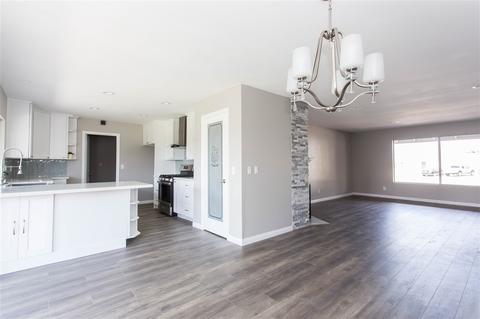 1421 Jeffrey Pl, Escondido, CA 92027 photo 1