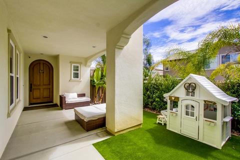 7152 Sitio Caliente, Carlsbad, CA 92009 photo 4