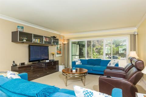 2352 Torrey Pines Rd #6, La Jolla, CA 92037 photo 3
