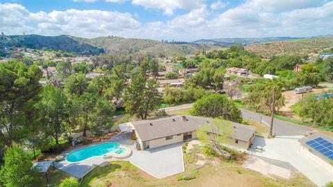 8853 Los Coches Rd, Lakeside, CA 92040 photo 1