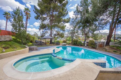 8853 Los Coches Rd, Lakeside, CA 92040 photo 2