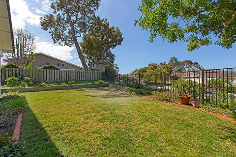 8505 Nottingham Pl, La Jolla, CA 92037 photo 15