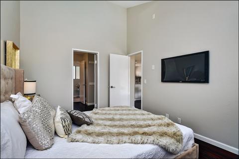 8360 Via Sonoma #E, La Jolla, CA 92037 photo 15
