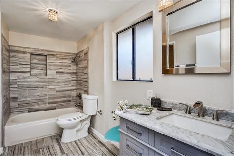 8360 Via Sonoma #E, La Jolla, CA 92037 photo 18
