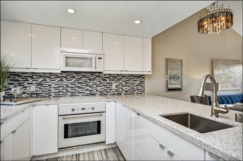 8360 Via Sonoma #E, La Jolla, CA 92037 photo 11