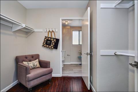 8360 Via Sonoma #E, La Jolla, CA 92037 photo 17