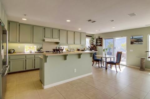 2143 Pointe Pkwy, Spring Valley, CA 91978 photo 11