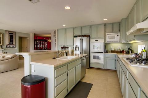 2143 Pointe Pkwy, Spring Valley, CA 91978 photo 13