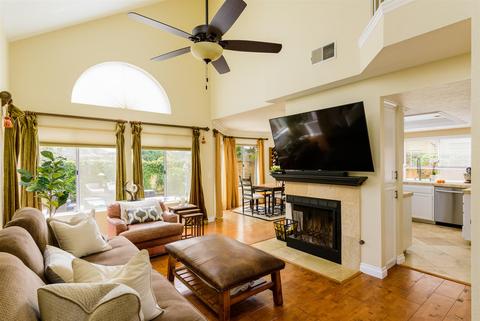 1213 Bridgehampton St, San Marcos, CA 92078 photo 4
