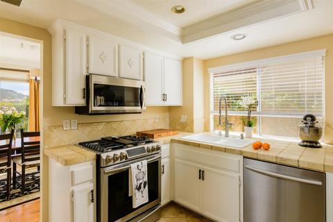 1213 Bridgehampton St, San Marcos, CA 92078 photo 8