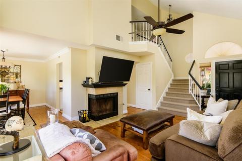 1213 Bridgehampton St, San Marcos, CA 92078 photo 13