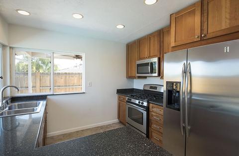 1644 Kenora Dr, Escondido, CA 92027 photo 7
