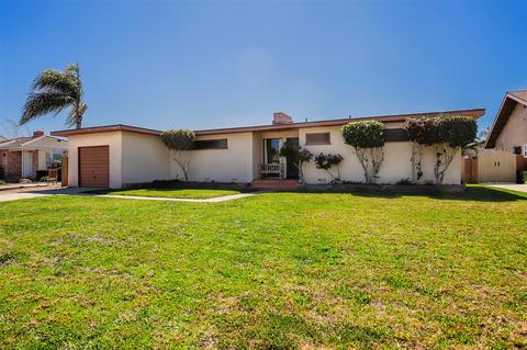1909 Lincoln St, Oceanside, CA 92054 photo 1