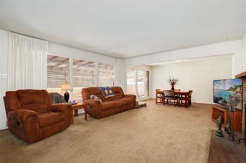 1909 Lincoln St, Oceanside, CA 92054 photo 4