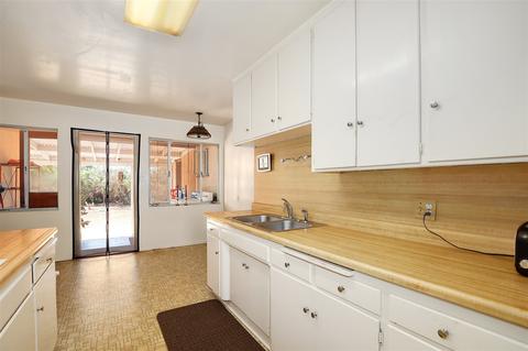 1909 Lincoln St, Oceanside, CA 92054 photo 9