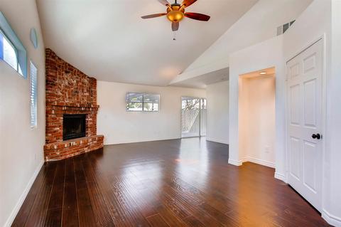 1504 Whispering Palm Dr, Oceanside, CA 92056 photo 6