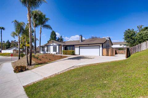 1504 Whispering Palm Dr, Oceanside, CA 92056 photo 1