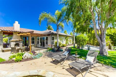 410 Sandalwood Ct, Encinitas, CA 92024 photo 4