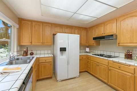 1224 Whitsett Dr, El Cajon, CA 92020 photo 8