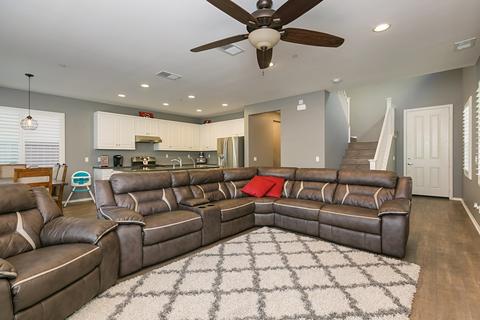 1124 Cherry Tree Ln, Vista, CA 92084 photo 8