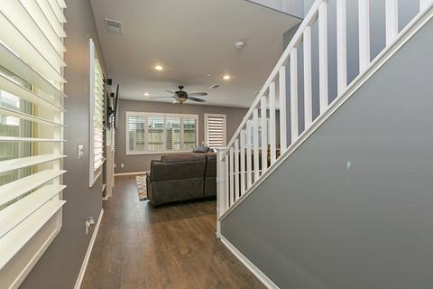 1124 Cherry Tree Ln, Vista, CA 92084 photo 5