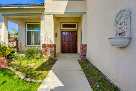 4844 Cardiff Bay Dr, Oceanside, CA 92057 photo 3